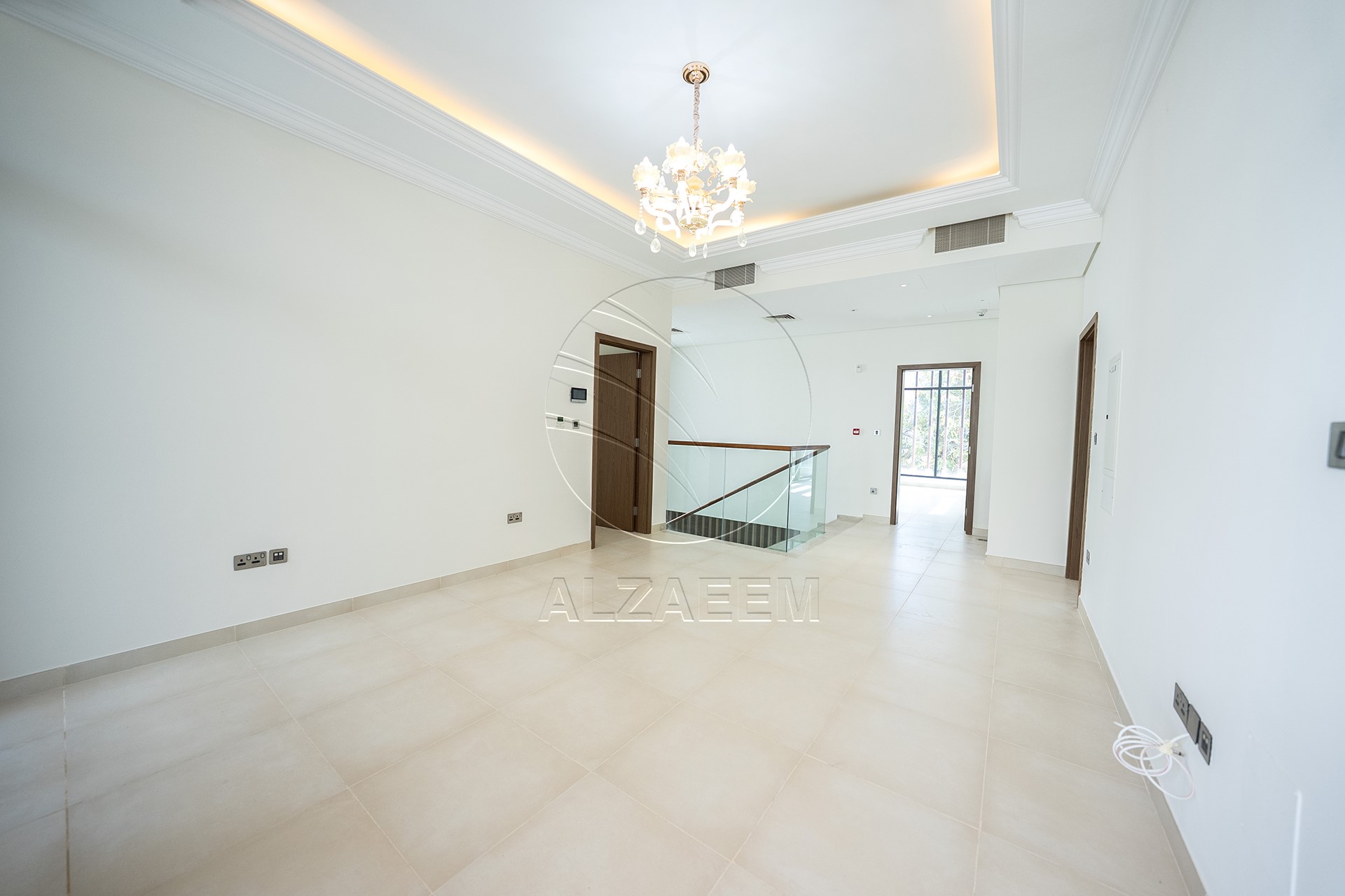 √Single Row Corner | VACANT | Prime Location√