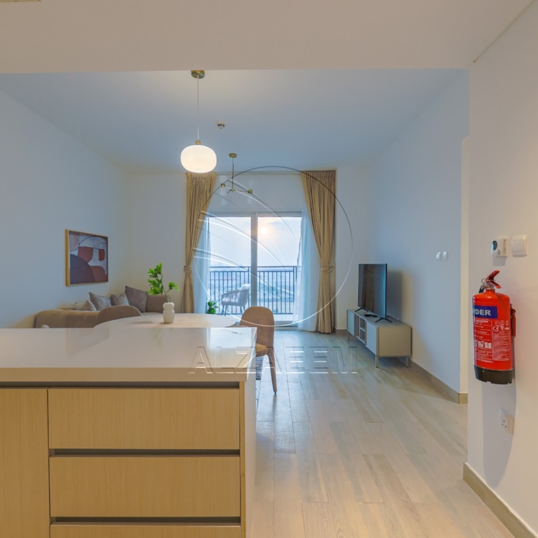 Partial Canal View | Furnished | Up to 3 Payments