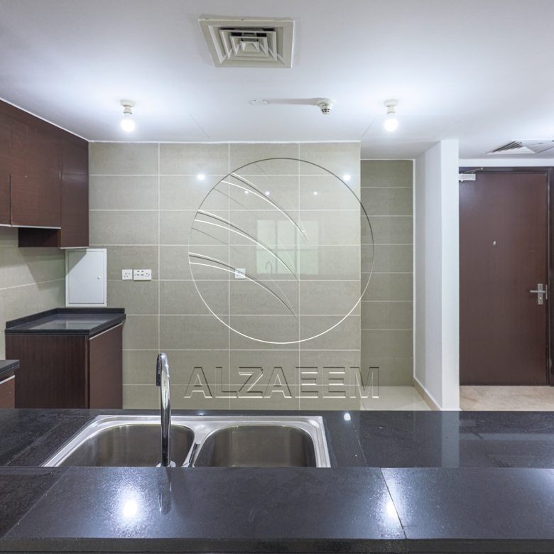 Spacious Layout | Partial Sea View | Move-in Ready