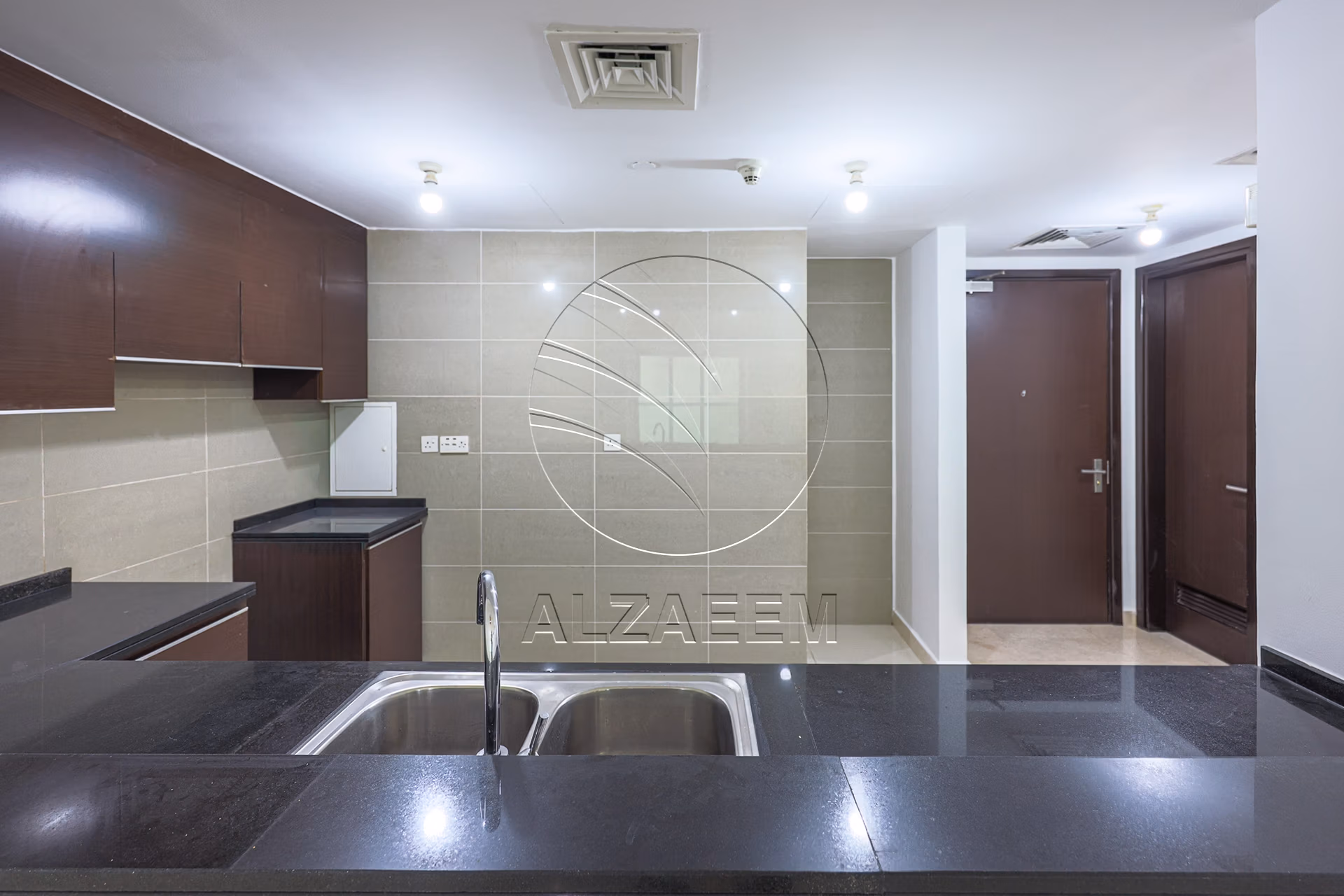Spacious Layout | Partial Sea View | Move-in Ready