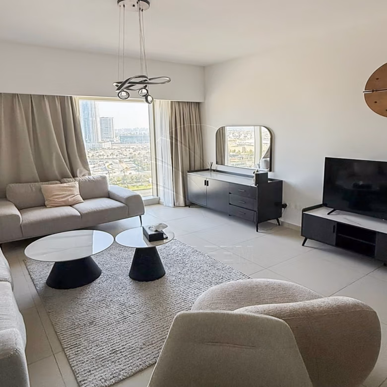 LUXURIOUSLY FURNISHED! Vacant | Up to 3 Payments