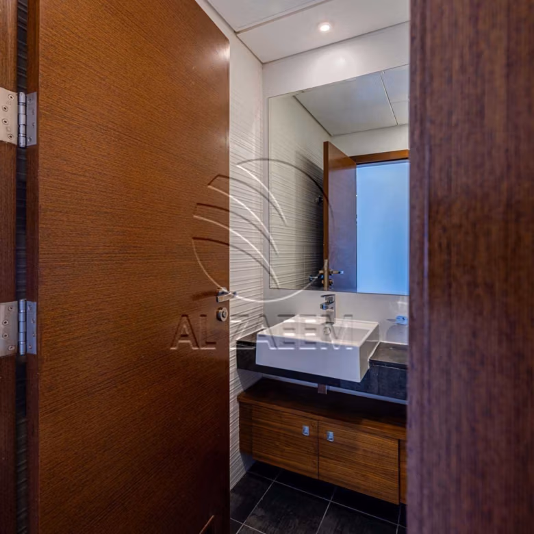 2BR+Maid | Vacant| Higher Level | Sea View