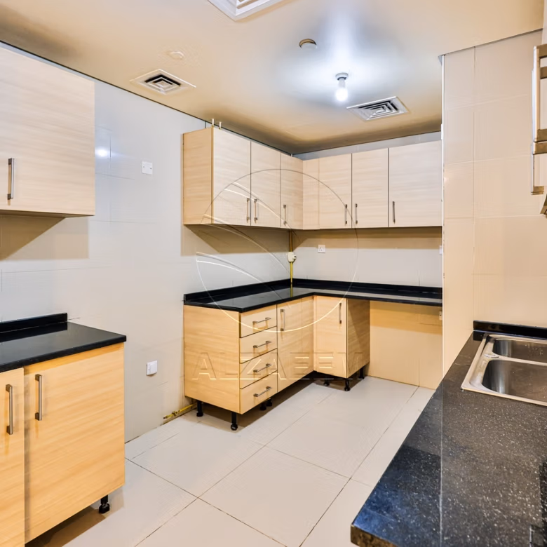√VACANT- Furnished | Higher Floor | Urban Views√