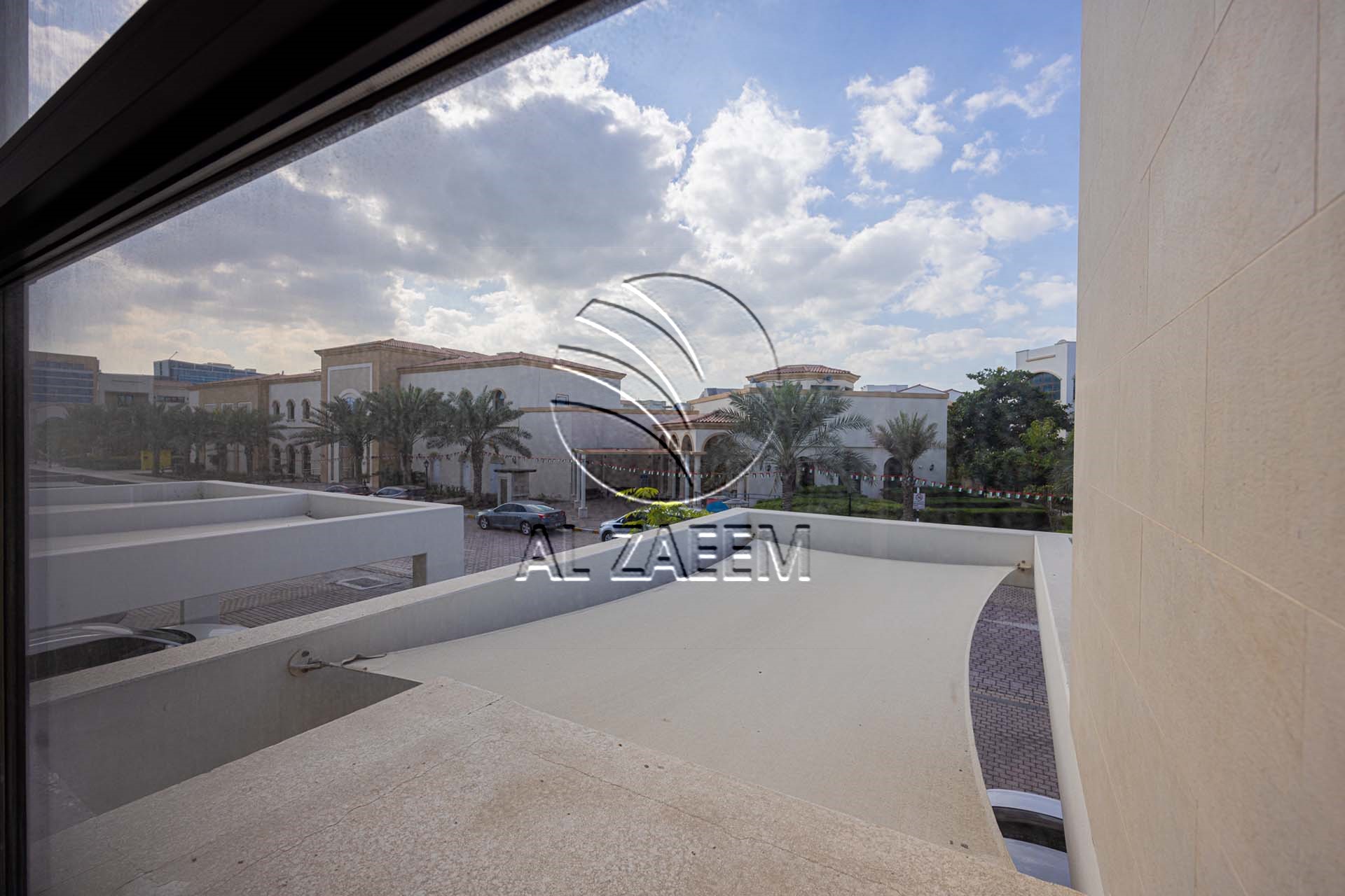 Single Row | Prime Location | VACANT!
