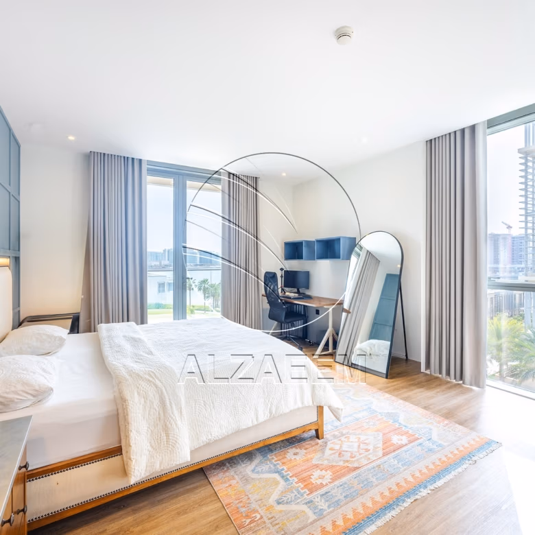 VACANT! 4BR Penthouse | Luxury Living