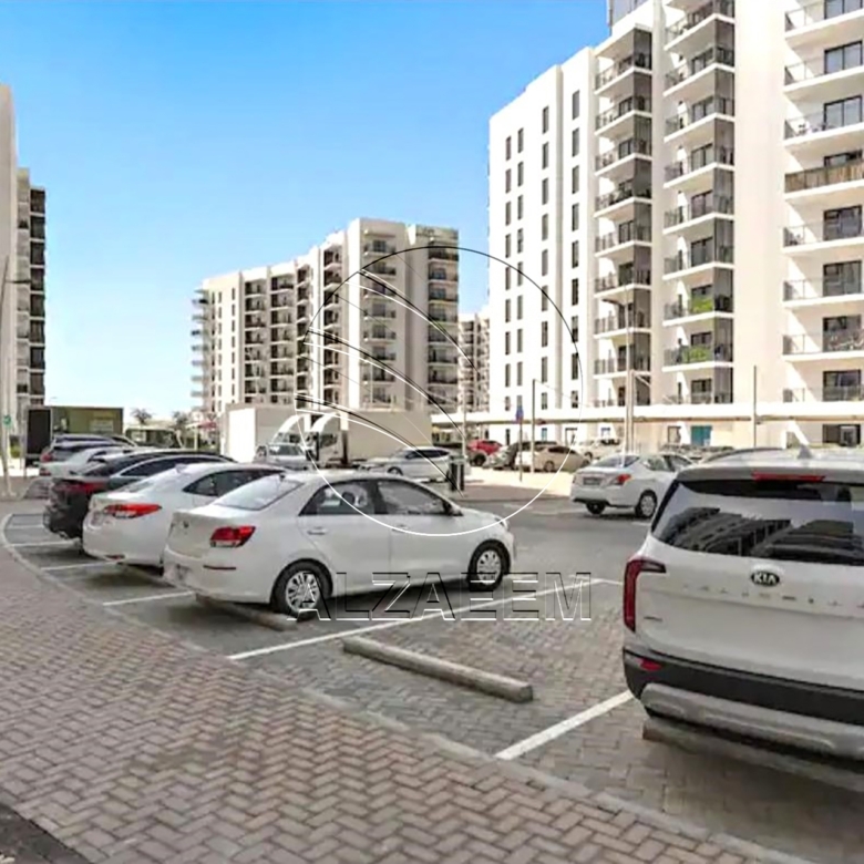FURNISHED! Ground Floor | 3 Payments | VACANT