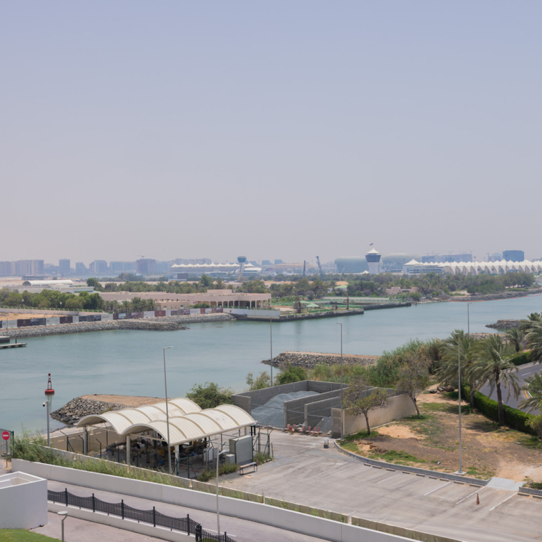 √ Full Canal View | VACANT | Fully Furnished √