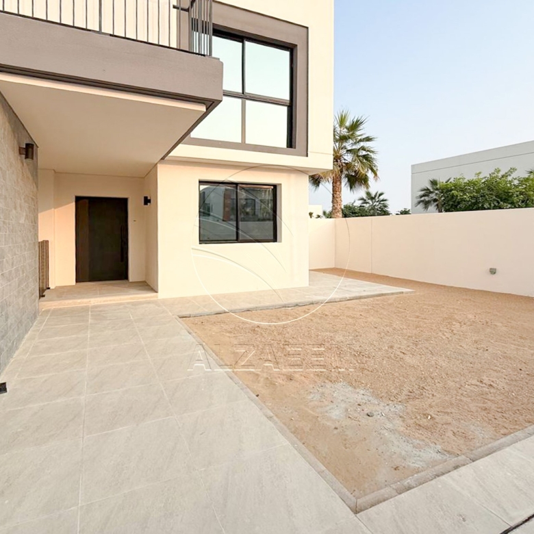 Single Row | Duplex 4BR Villa 4XS | Corner Unit