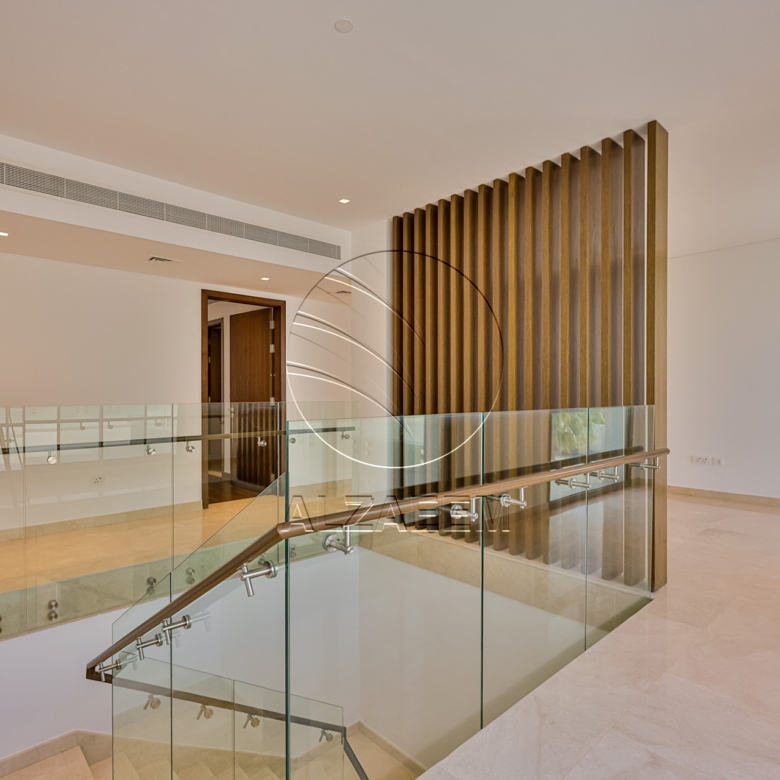 Golf Course View Villa + 1047Sqm Landscaped Plot