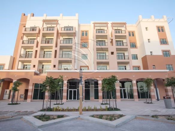 Studio with Balcony | Road View | Tenanted