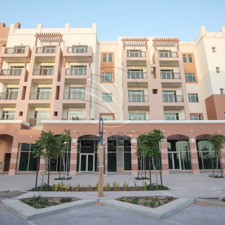 Studio with Balcony | Road View | Tenanted