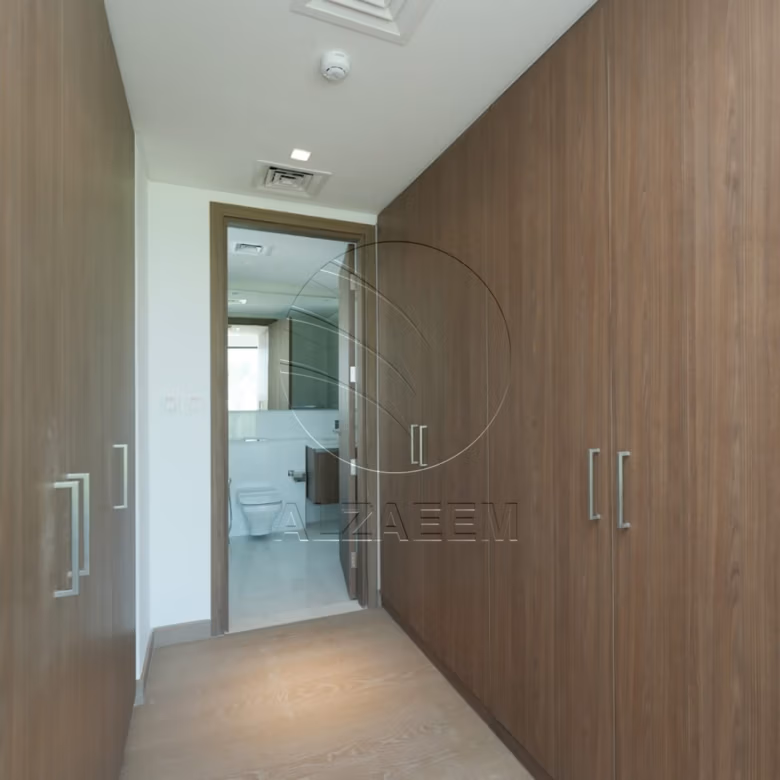 Full Golf Course 4F | Single Row | Move-in Ready