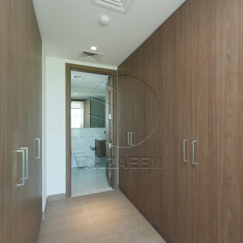 Full Golf Course 4F | Single Row | Move-in Ready