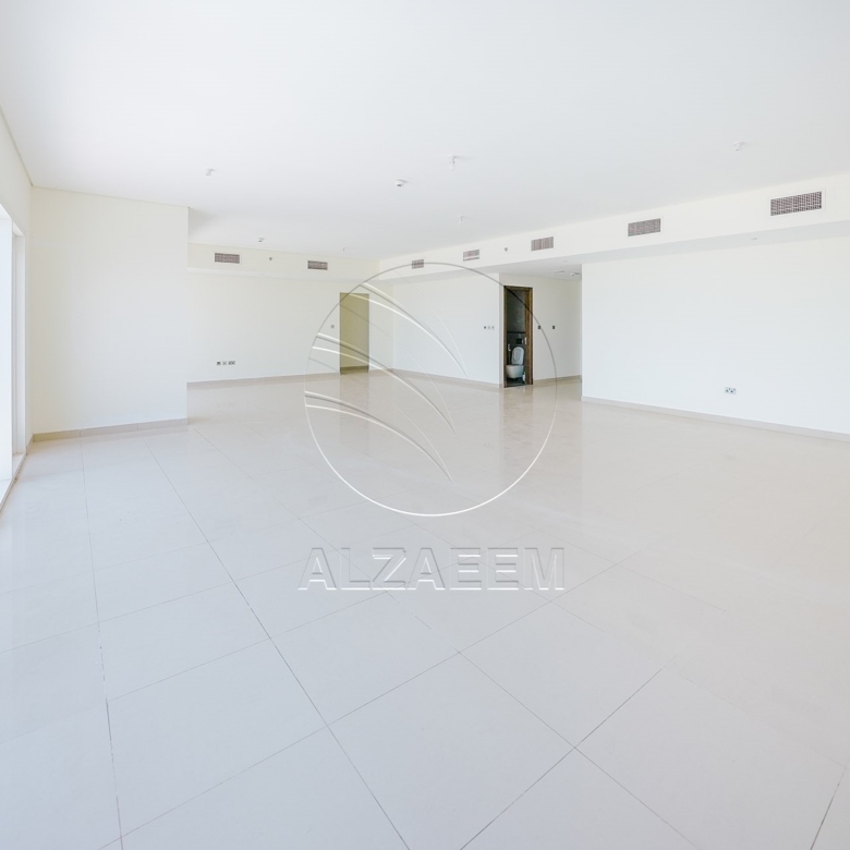 TOP FLOOR | Full Sea View | Move-in Ready