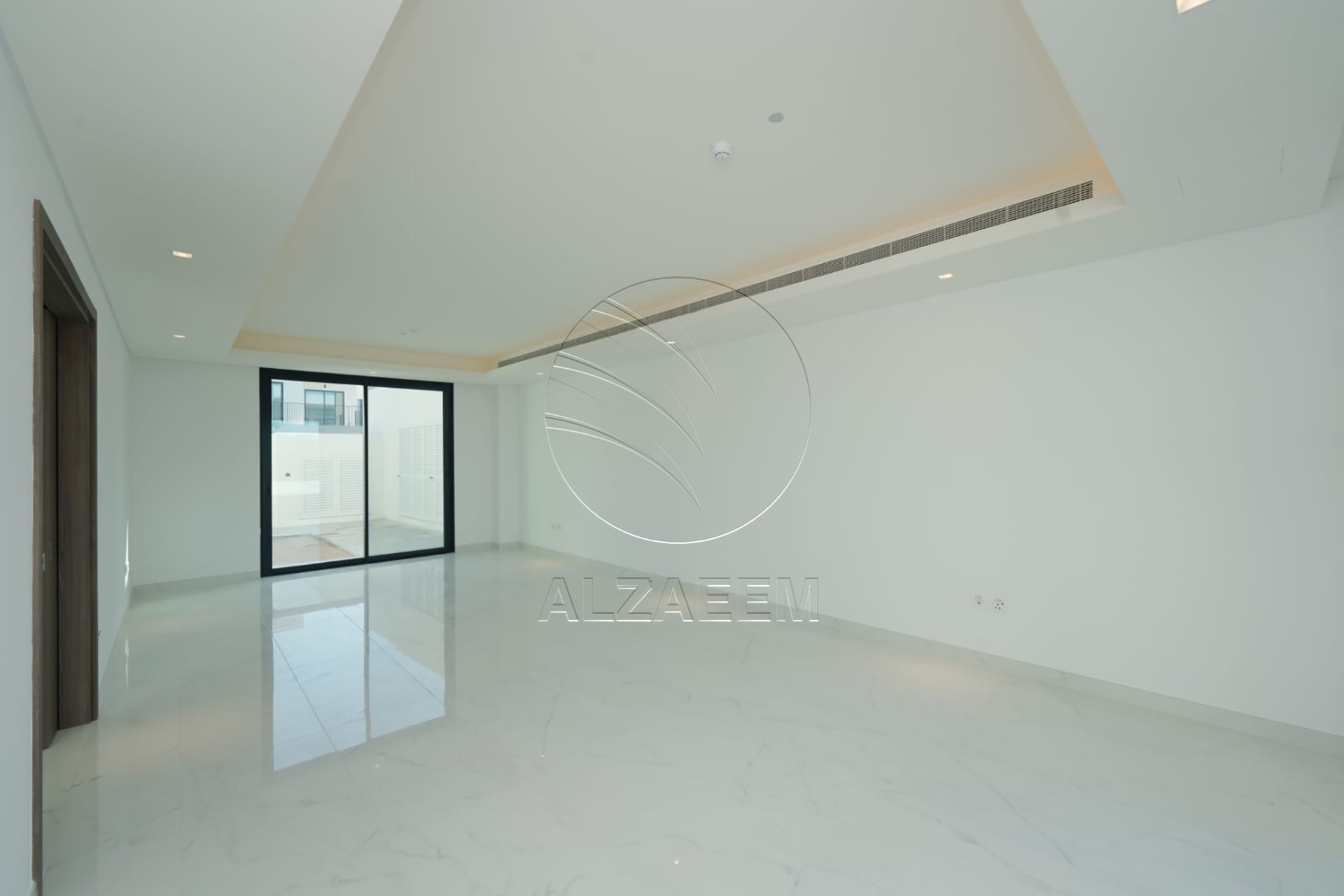 Full Golf Course 4F | Single Row | Move-in Ready
