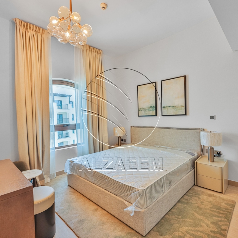 √Single Row | Spanish-Inspired | Luxury Living√
