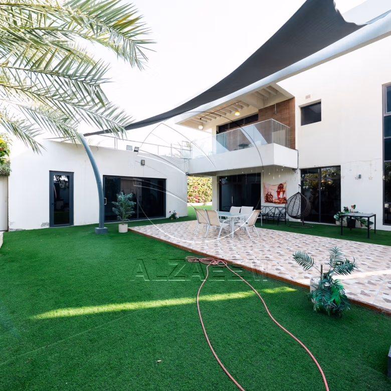 VIP | Upgraded Villa | Corner Single Row | Jacuzzi