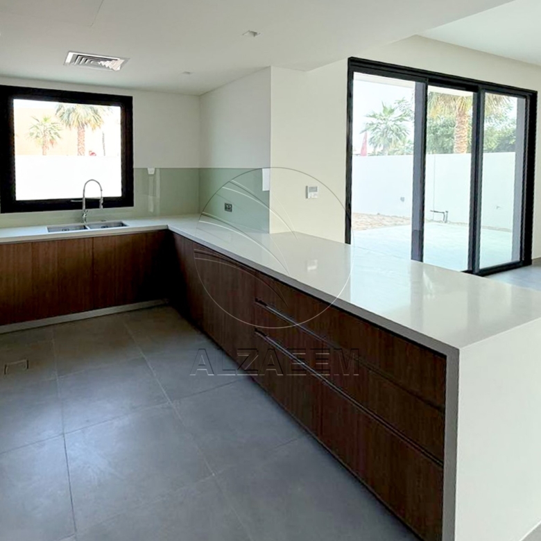 Single Row | Duplex 4BR Villa 4XS | Corner Unit