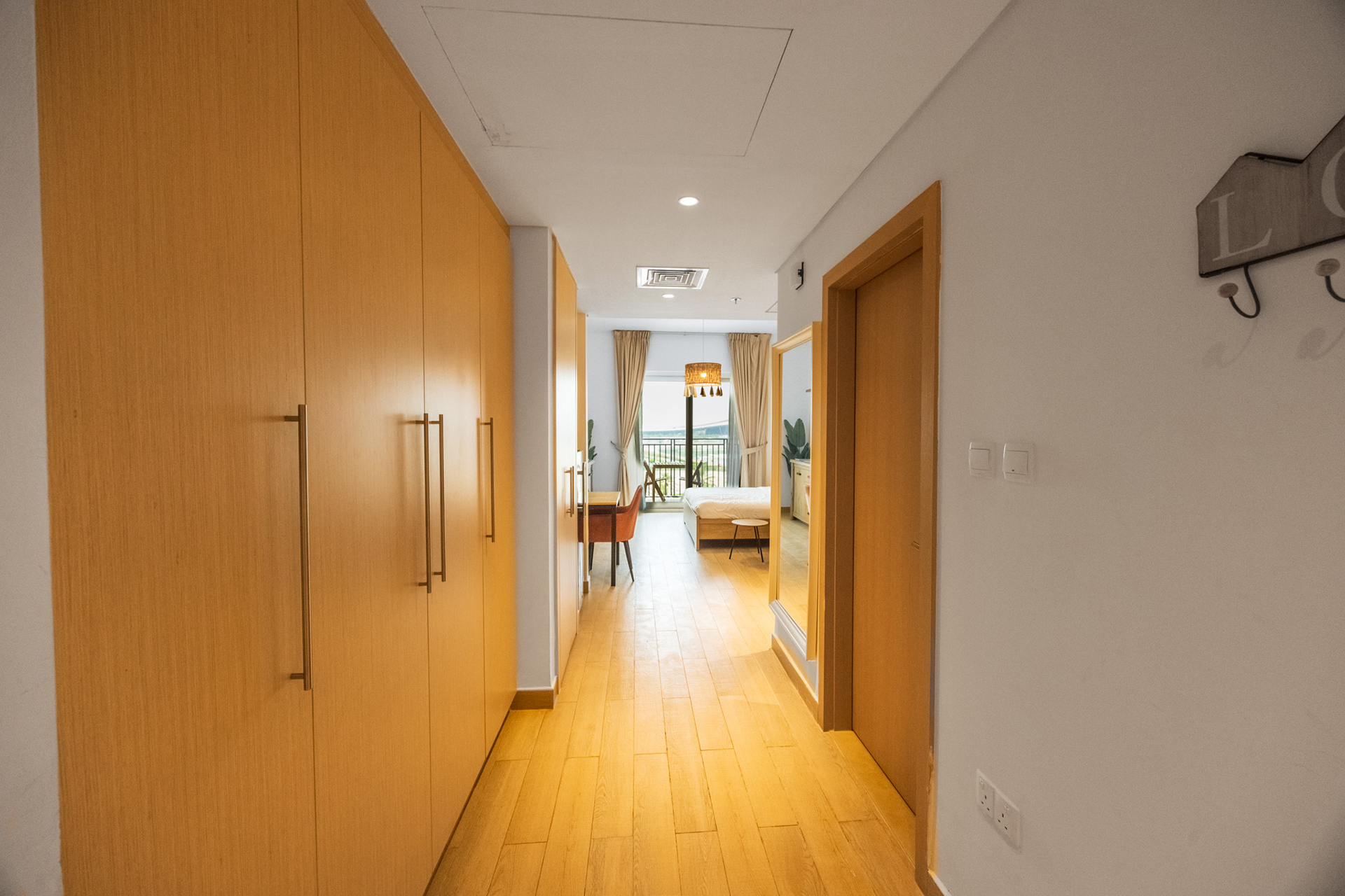 √ Full Canal View | VACANT | Fully Furnished √