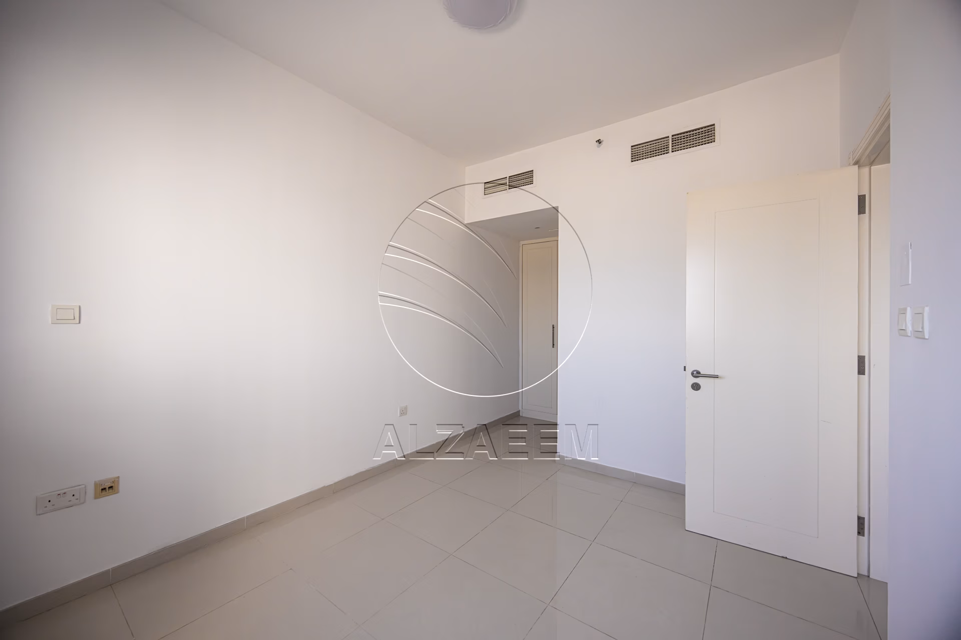 VACANT 1BR+Storage | Partial Sea View | Furnished