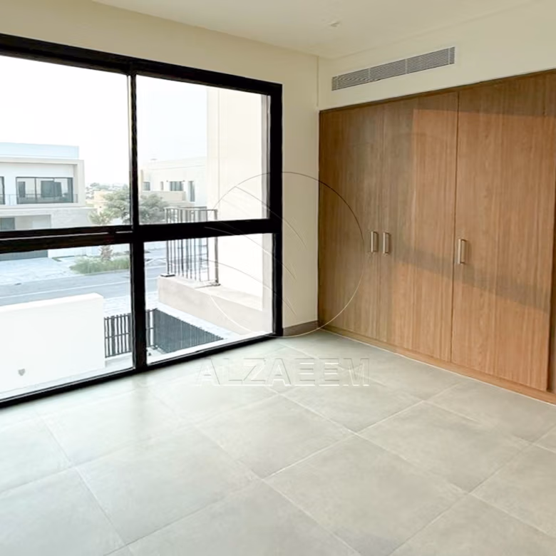 Single Row | Duplex 4BR Villa 4XS | Corner Unit