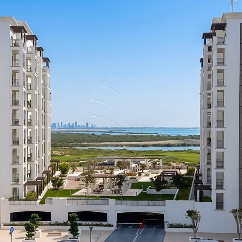 √ Corner Unit+Balcony | Big layout | With Refund √