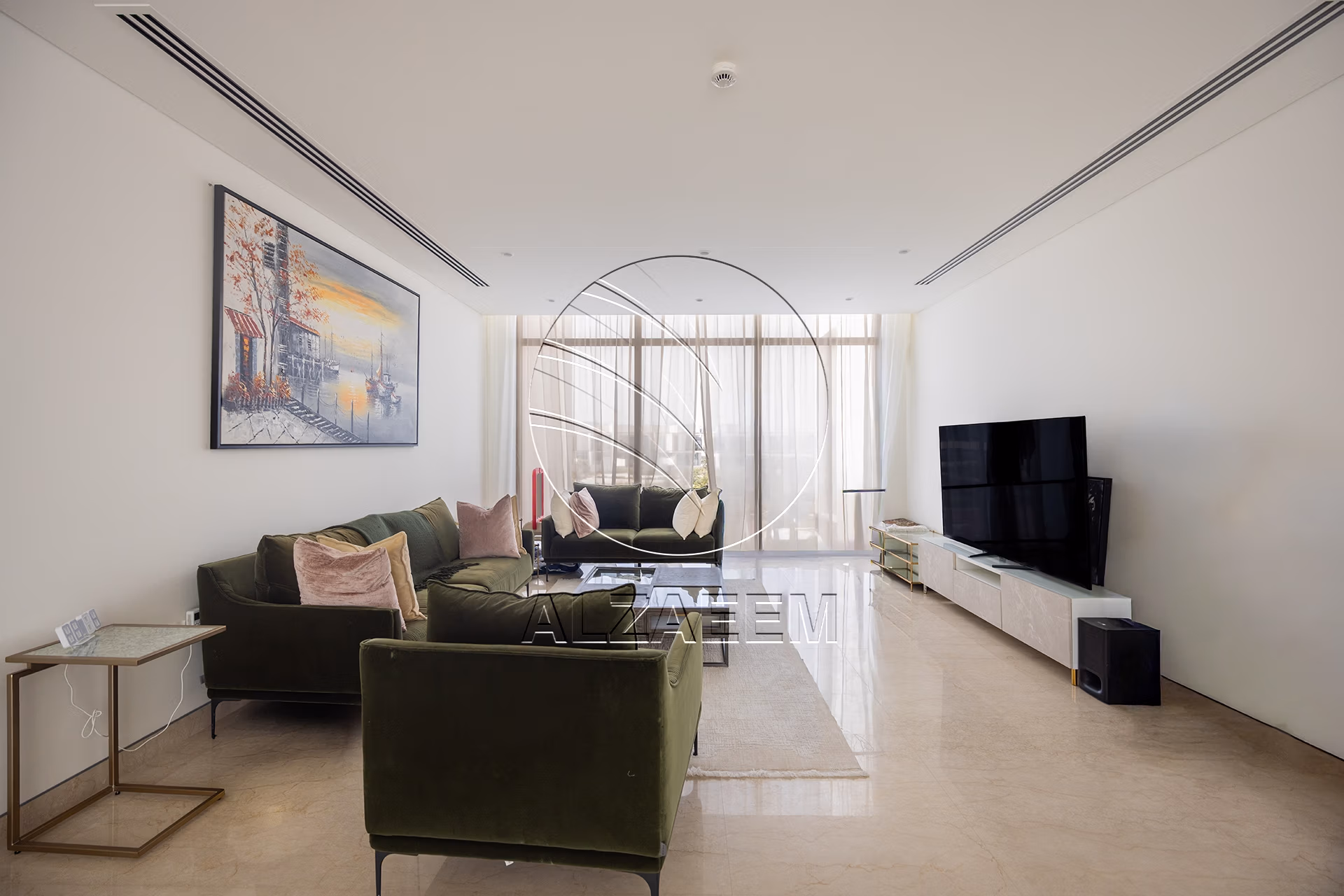 CORNER 5BR Villa with Pool | Landscaped Garden