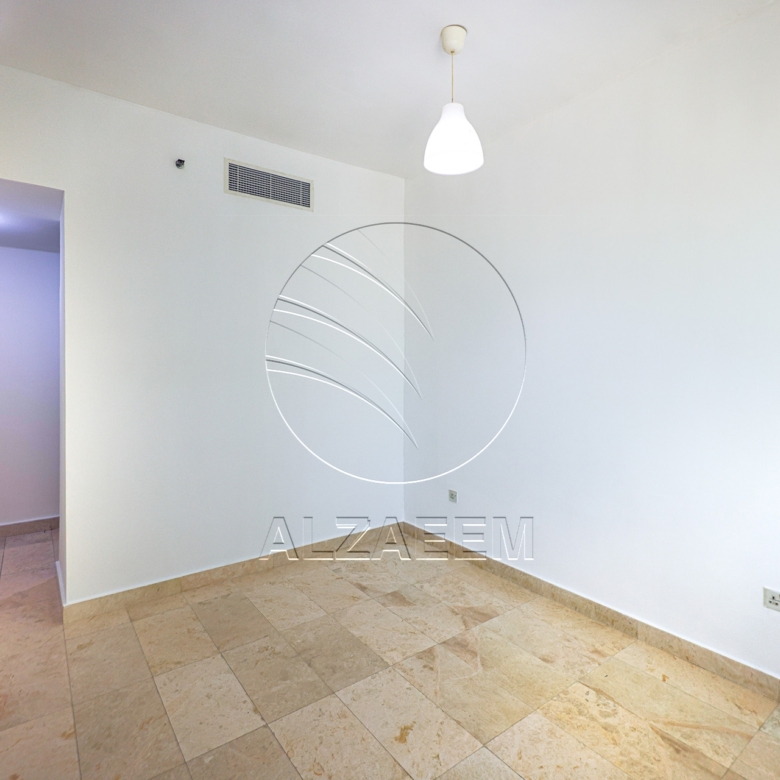 Spacious Layout | Partial Sea View | Move-in Ready