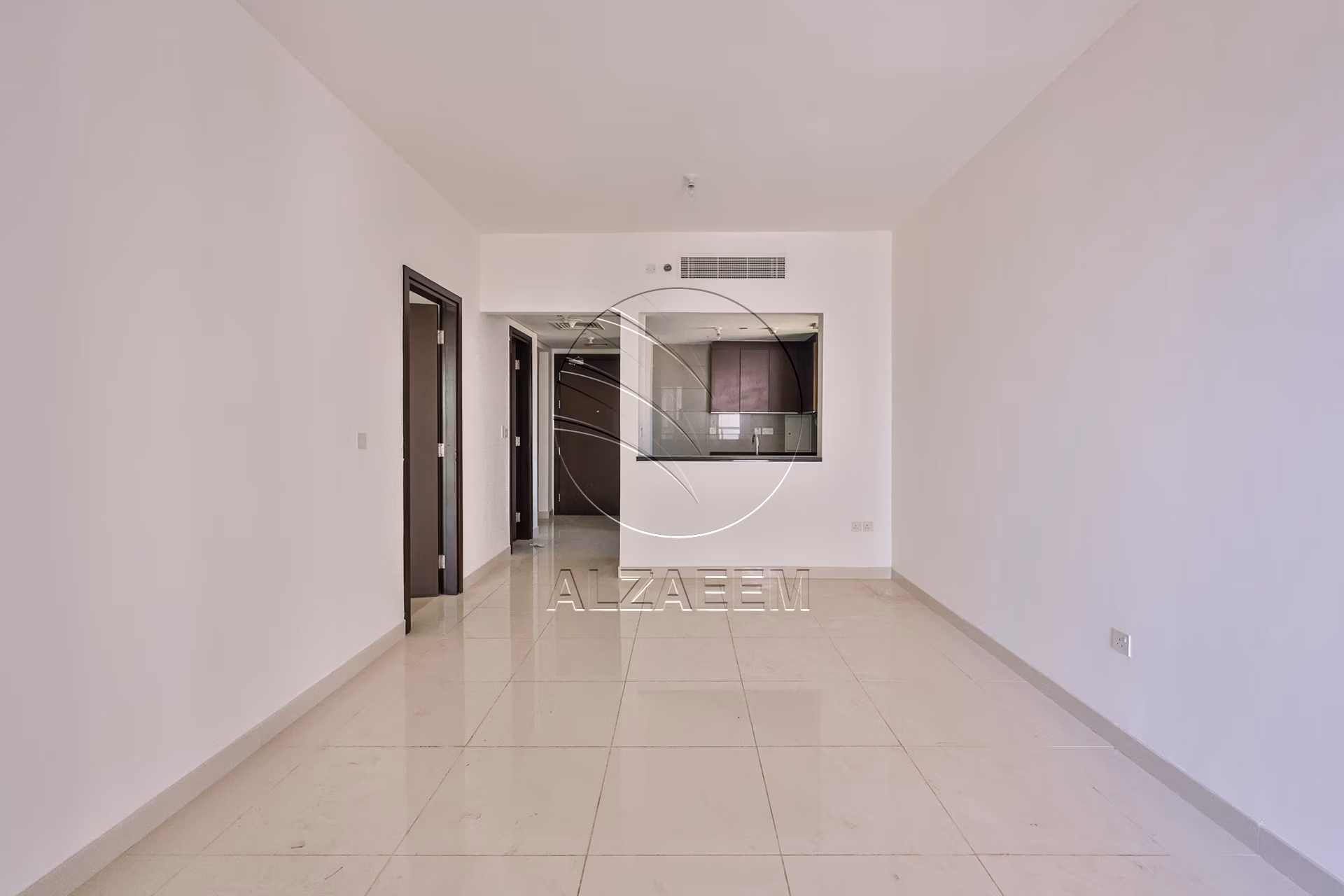 HIGH Level | BIG LAYOUT | Balcony | Open Kitchen