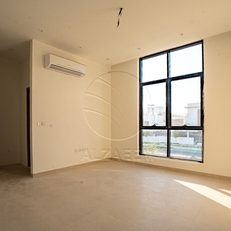 √Near Hand Over! Single Row Villa | High Ceiling√