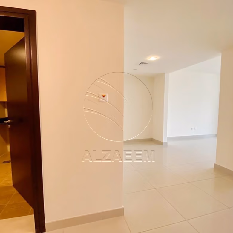 1BR+1 | UPCOMING | Facing the Vibrant Community