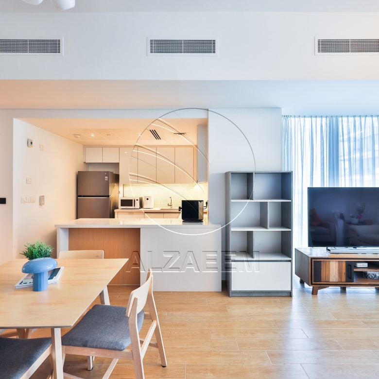 CORNER- 2+Maid | Golf Course View | VACANT