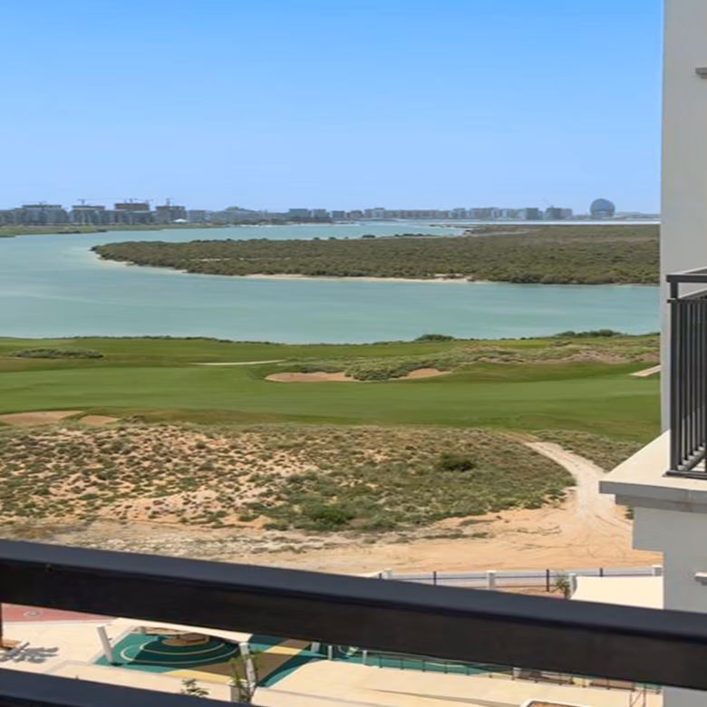 √Furnished Unit | Partial Sea View | VACANT NOW√