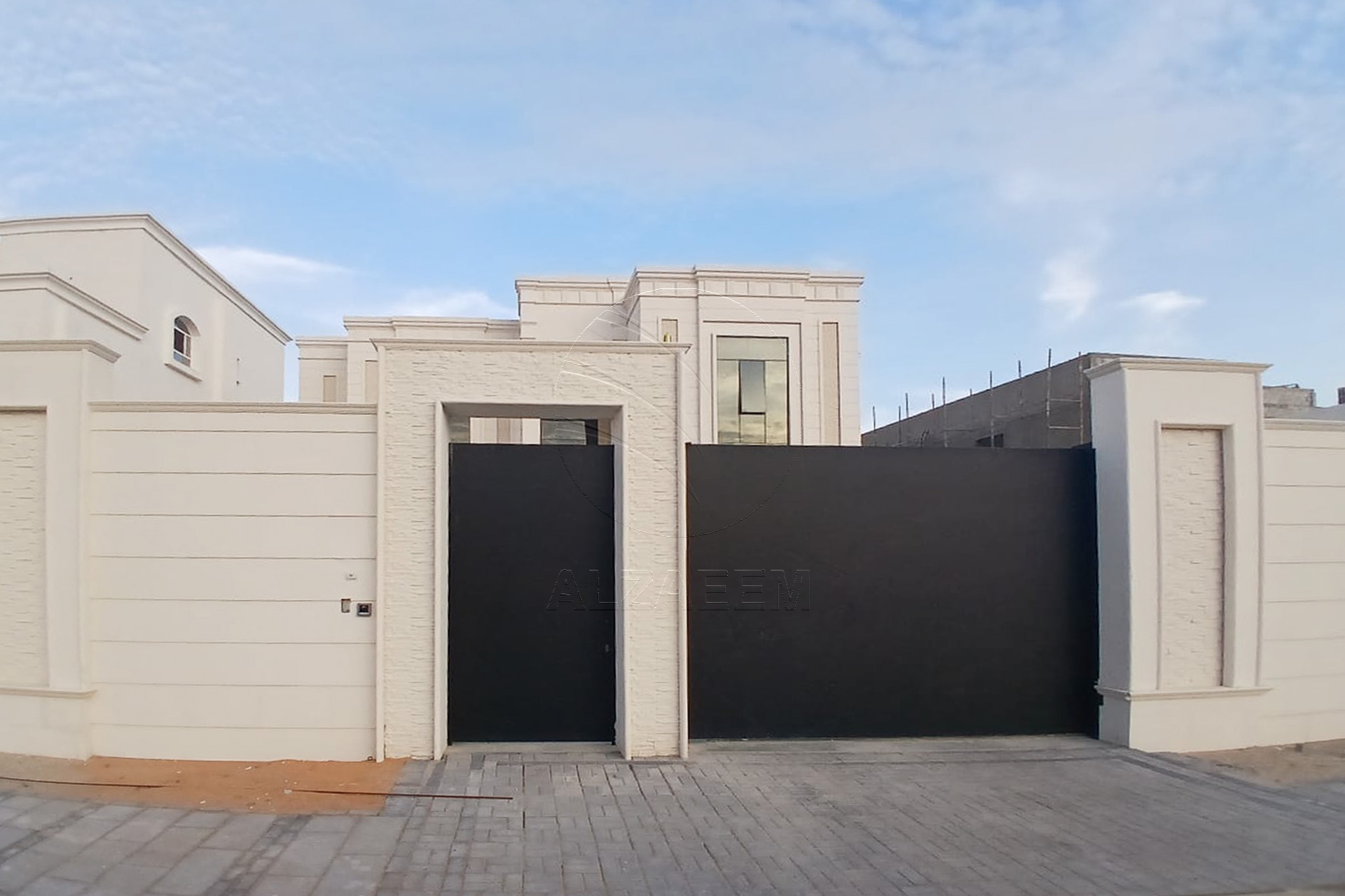 √ Mixed Use Villa | 5 Master Bedrooms | Majlis √