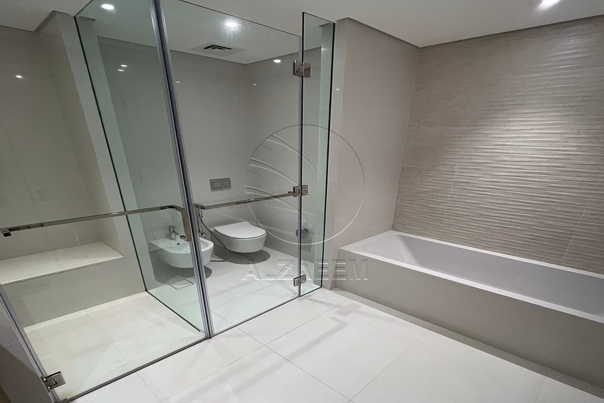1BR Simplex with Pool View | Beach Access