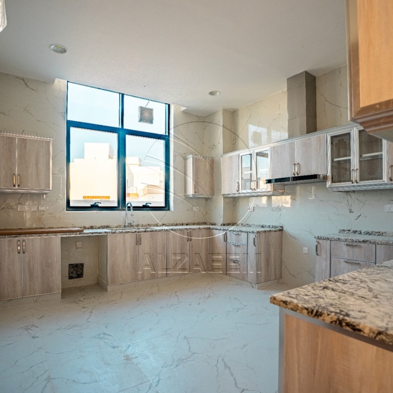√Near Hand Over! Single Row Villa | High Ceiling√