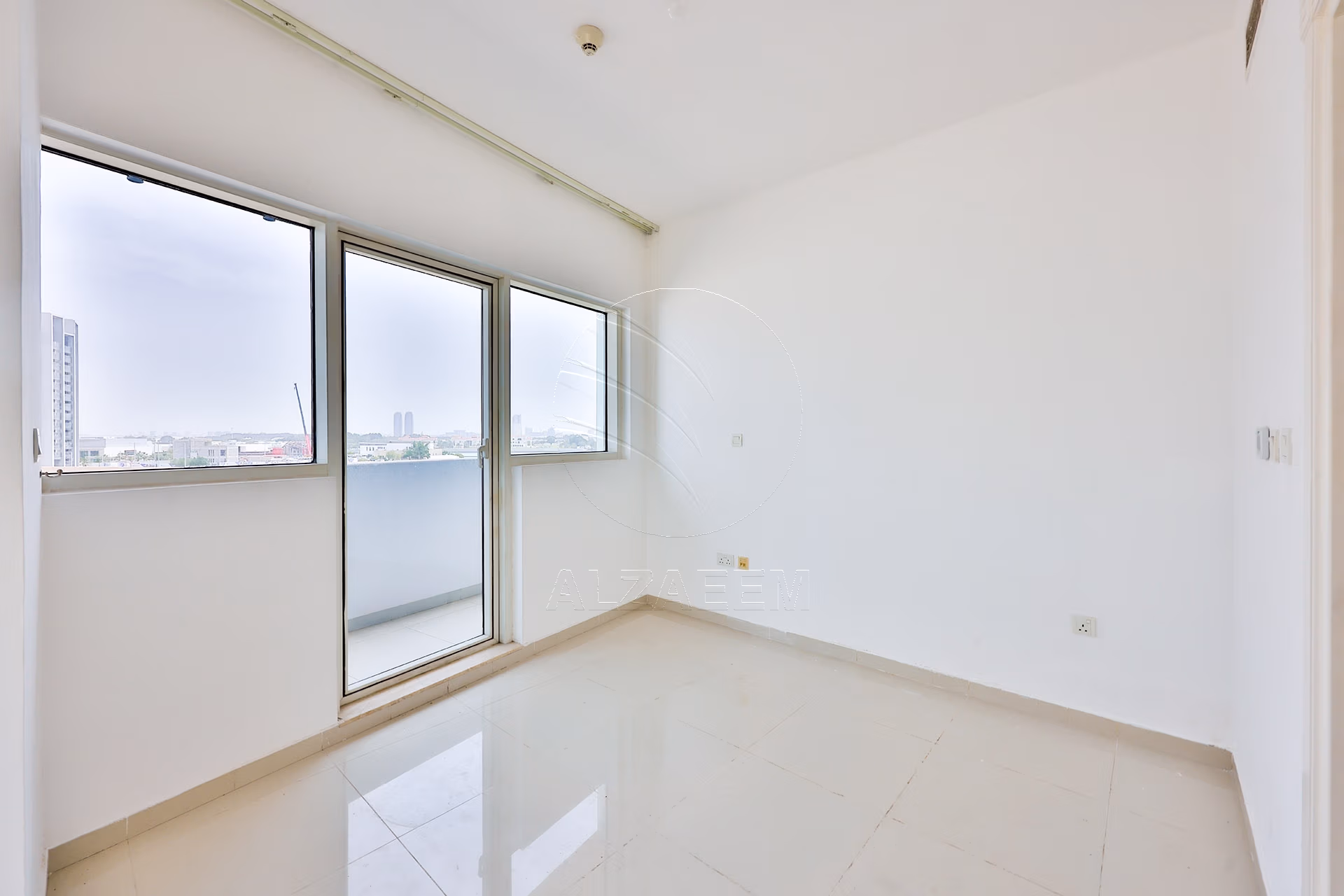 VACANT and Exclusive | Sea View | Big Balcony