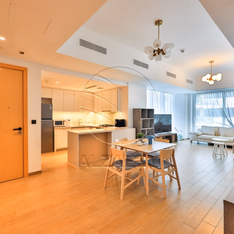 CORNER- 2+Maid | Golf Course View | VACANT