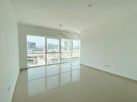 VACANT and Spacious Unit with Marina Views