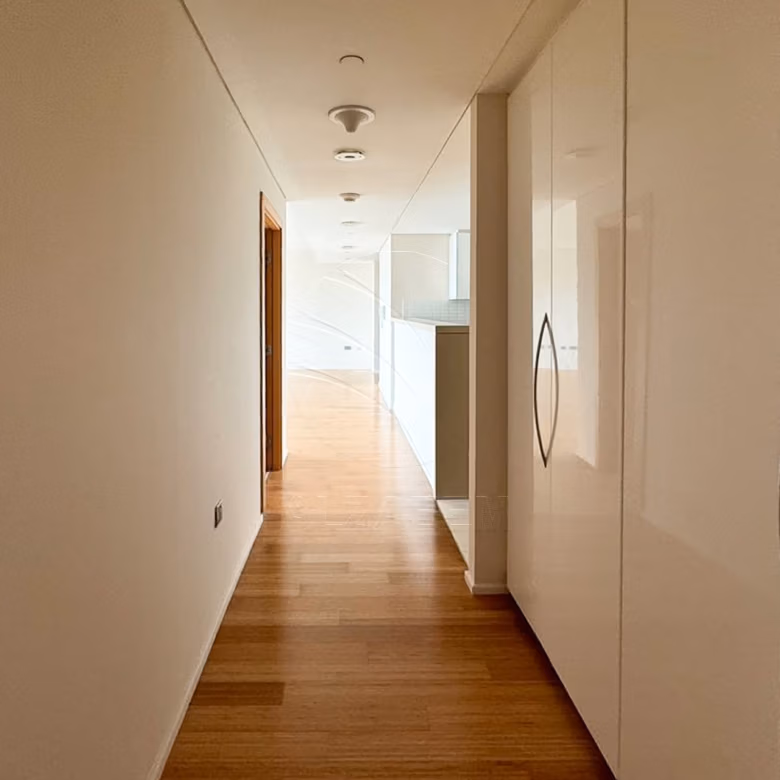 √Modern Living with Private Beach Access | Rented√