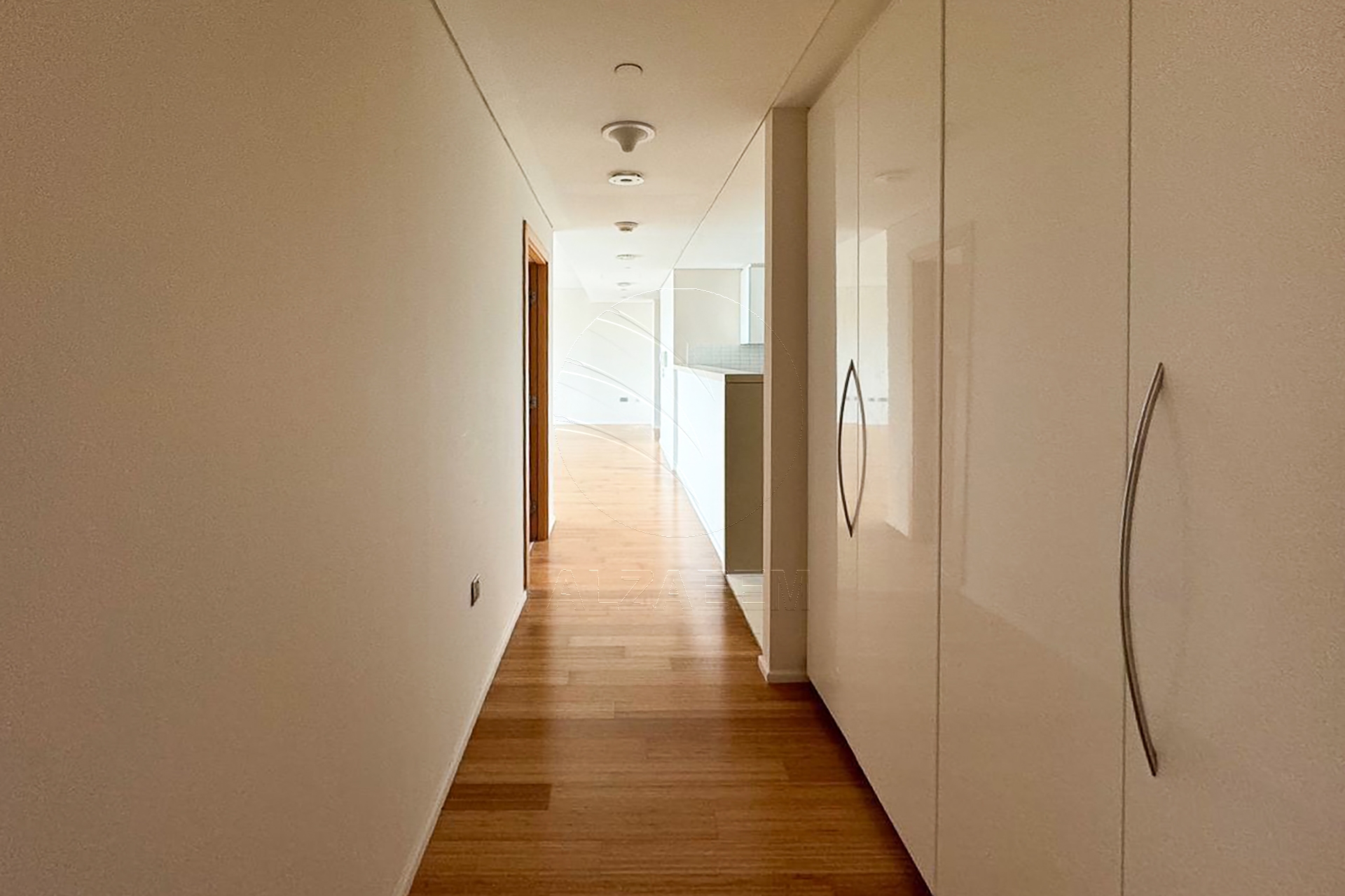 √Modern Living with Private Beach Access | Rented√