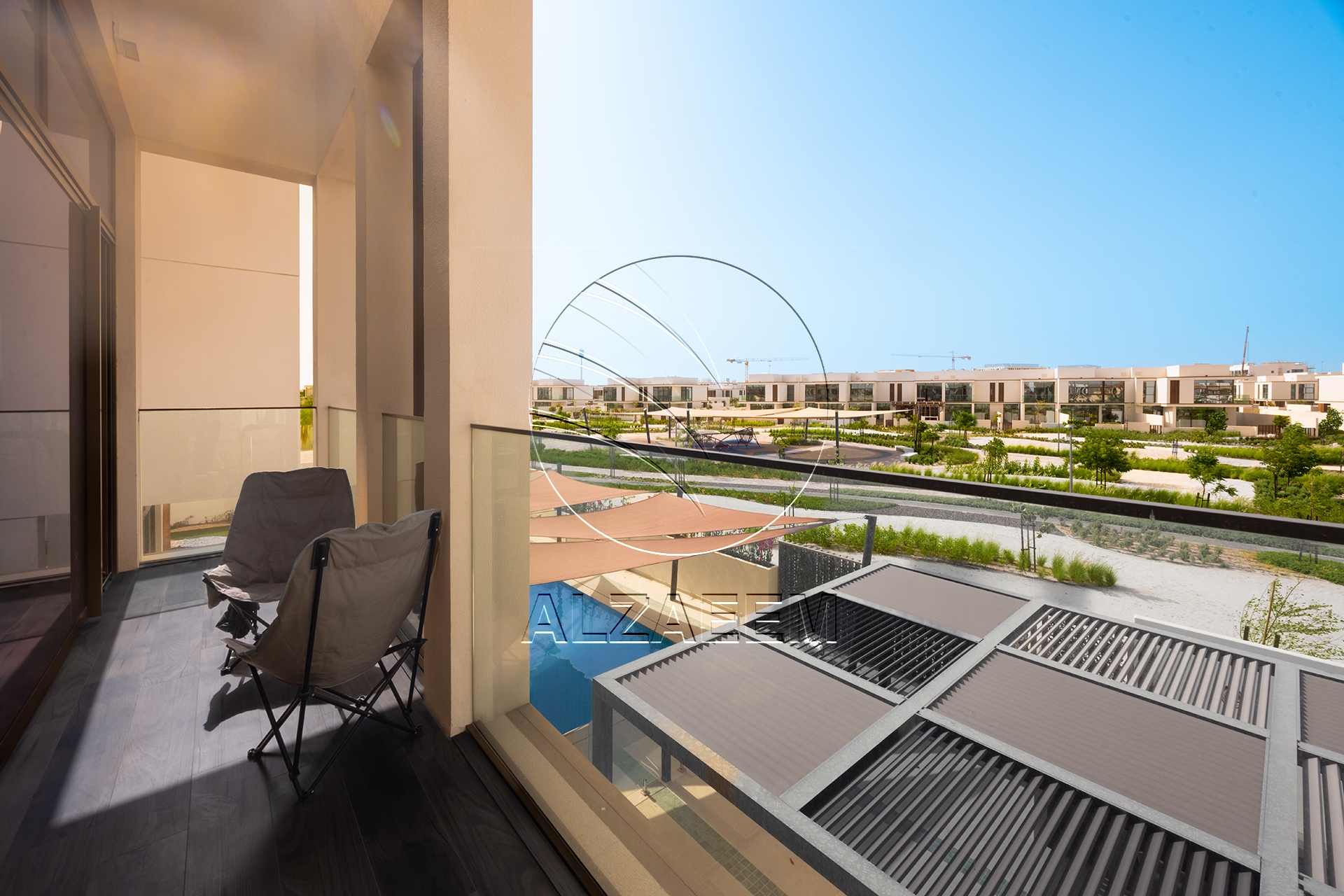√CORNER 5BR Villa with Pool | Landscaped Garden√