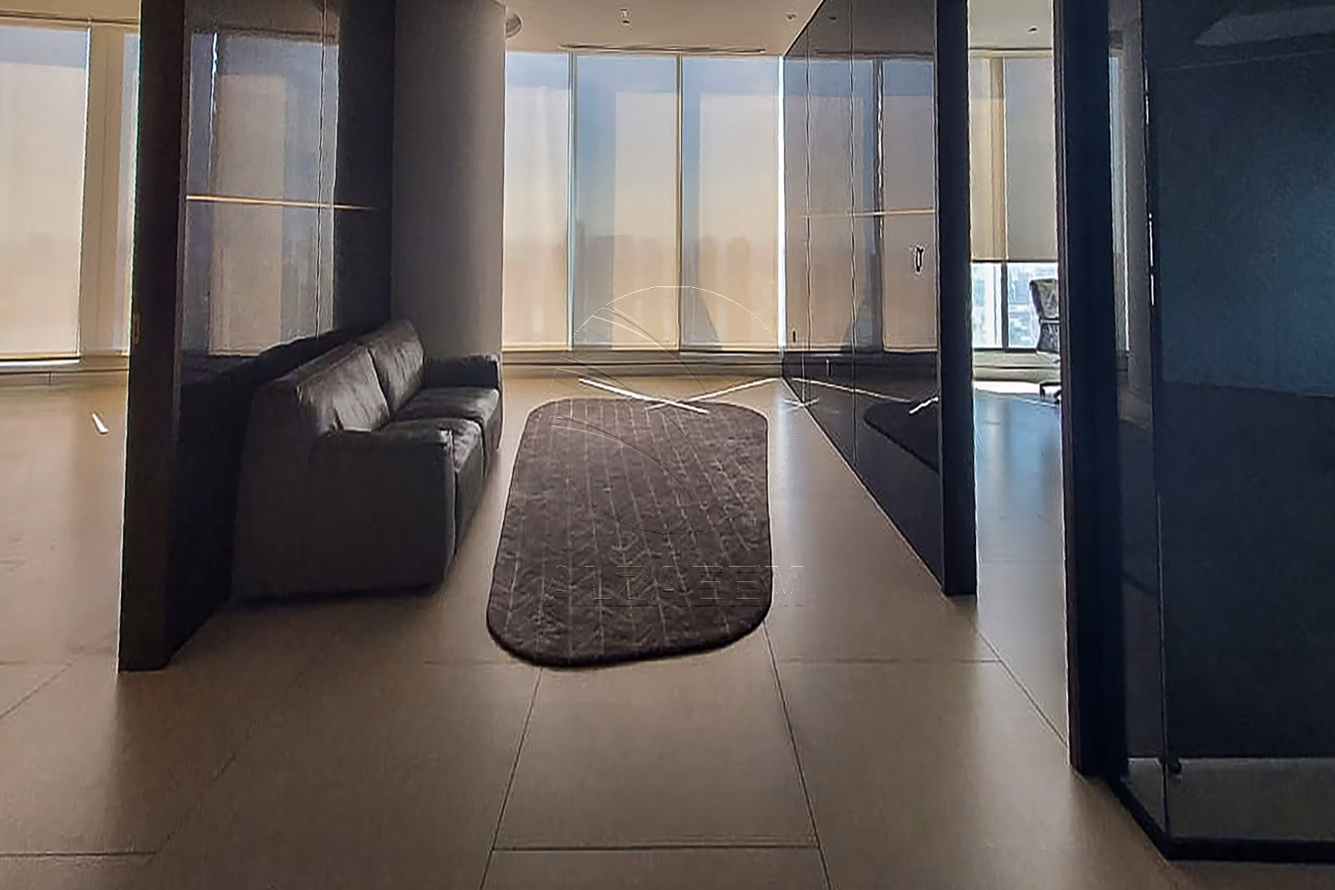 High-Level 2 Fitted Office Facing the Canal