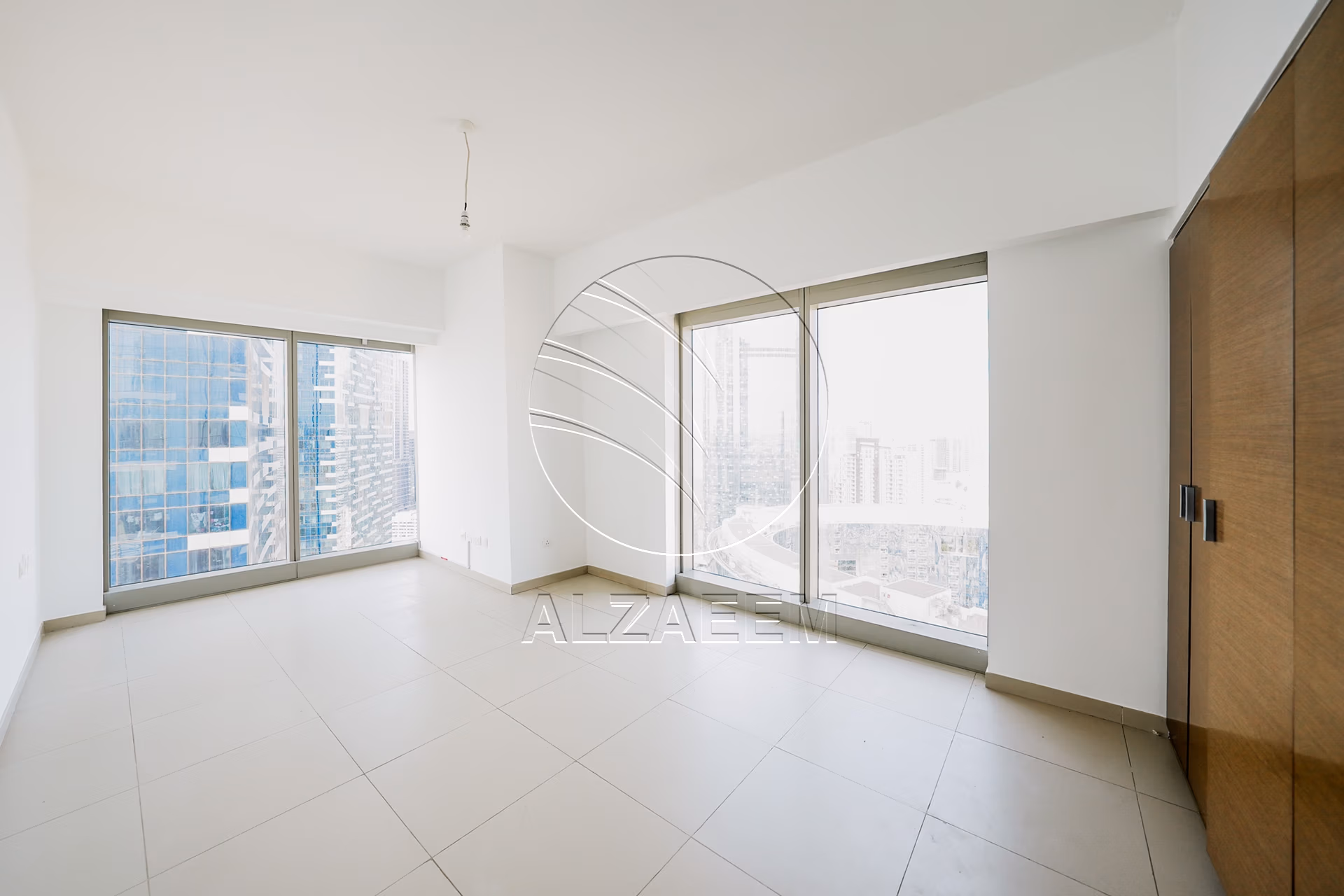 High Level | Panoramic Views | Up to 2 Payments