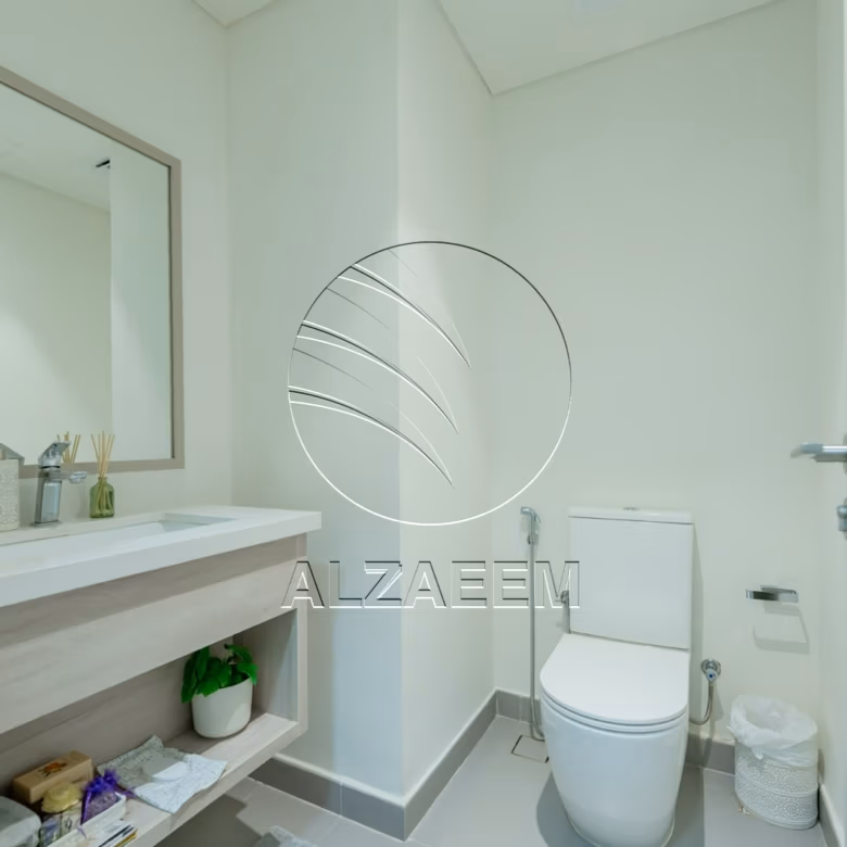VACANT! Corner | Single Row | Fully Furnished