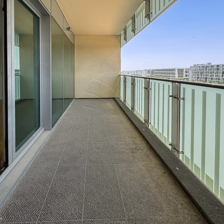 √Modern Living with Private Beach Access | Rented√