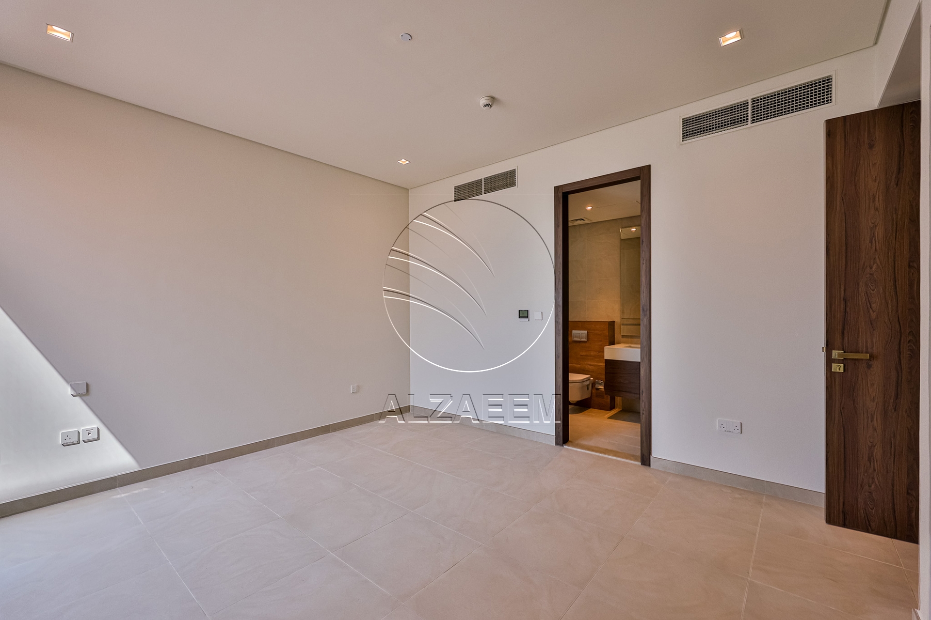 √ 4BR+Maid Single Row Villa | Prime Location √