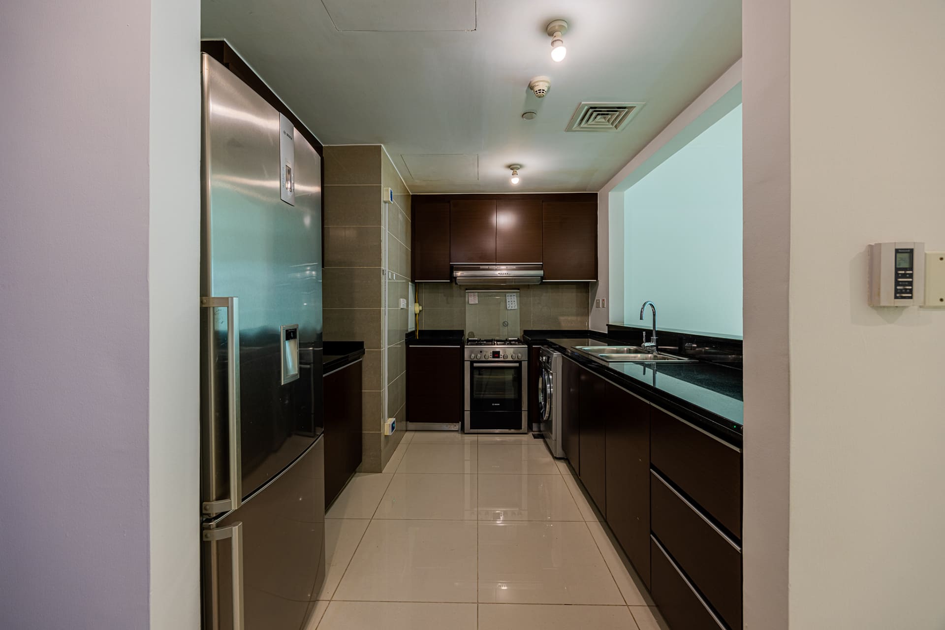 √High Floor | Balcony | Pool and Partial Sea View√