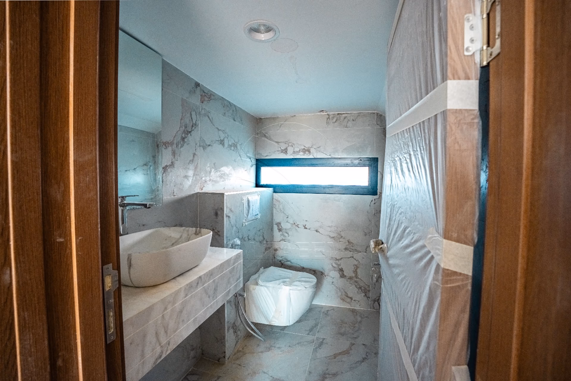 √Single Row l Landscaped l 2Y Maintenance free√