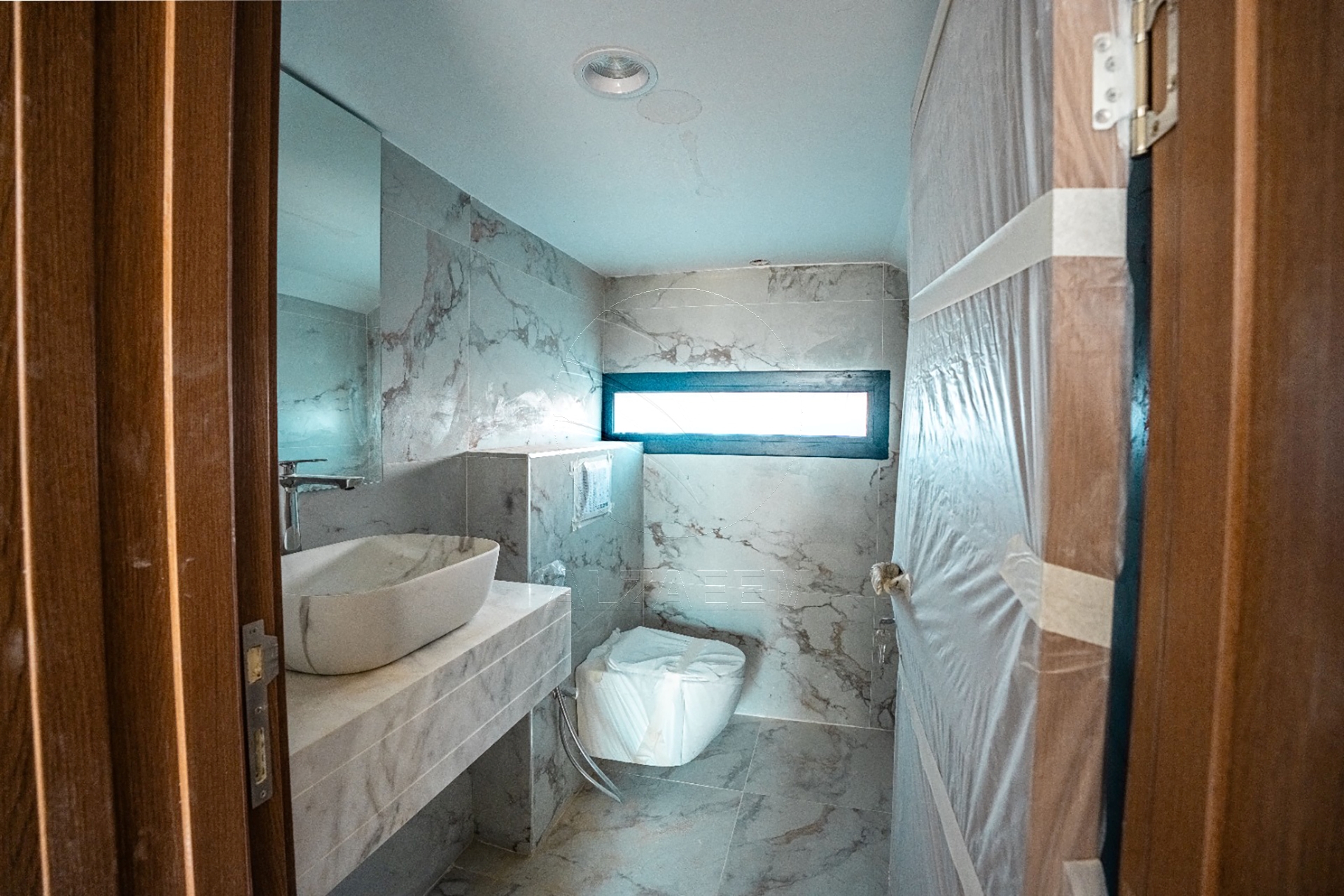 √Single Row l Landscaped l 2Y Maintenance free√